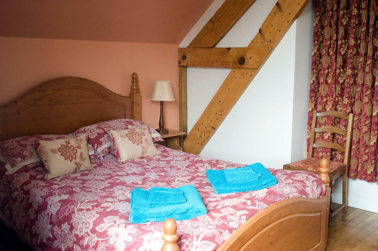 La Nesliere Chambres D'Hotes Bio Saint-Symphorien-des-Monts Экстерьер фото